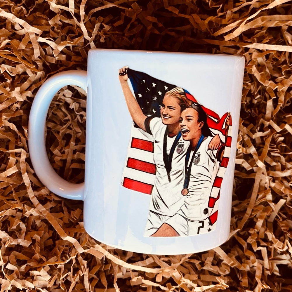 Lindsey Horan Mallory Swanson US Soccer USWNT Football Coffee Mug 11oz